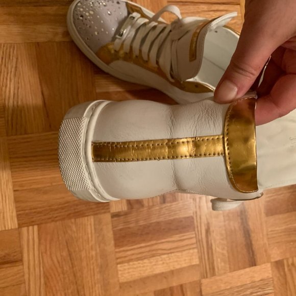 Alessandro Dell'acqua Women's White High-top - Picture 6 of 8